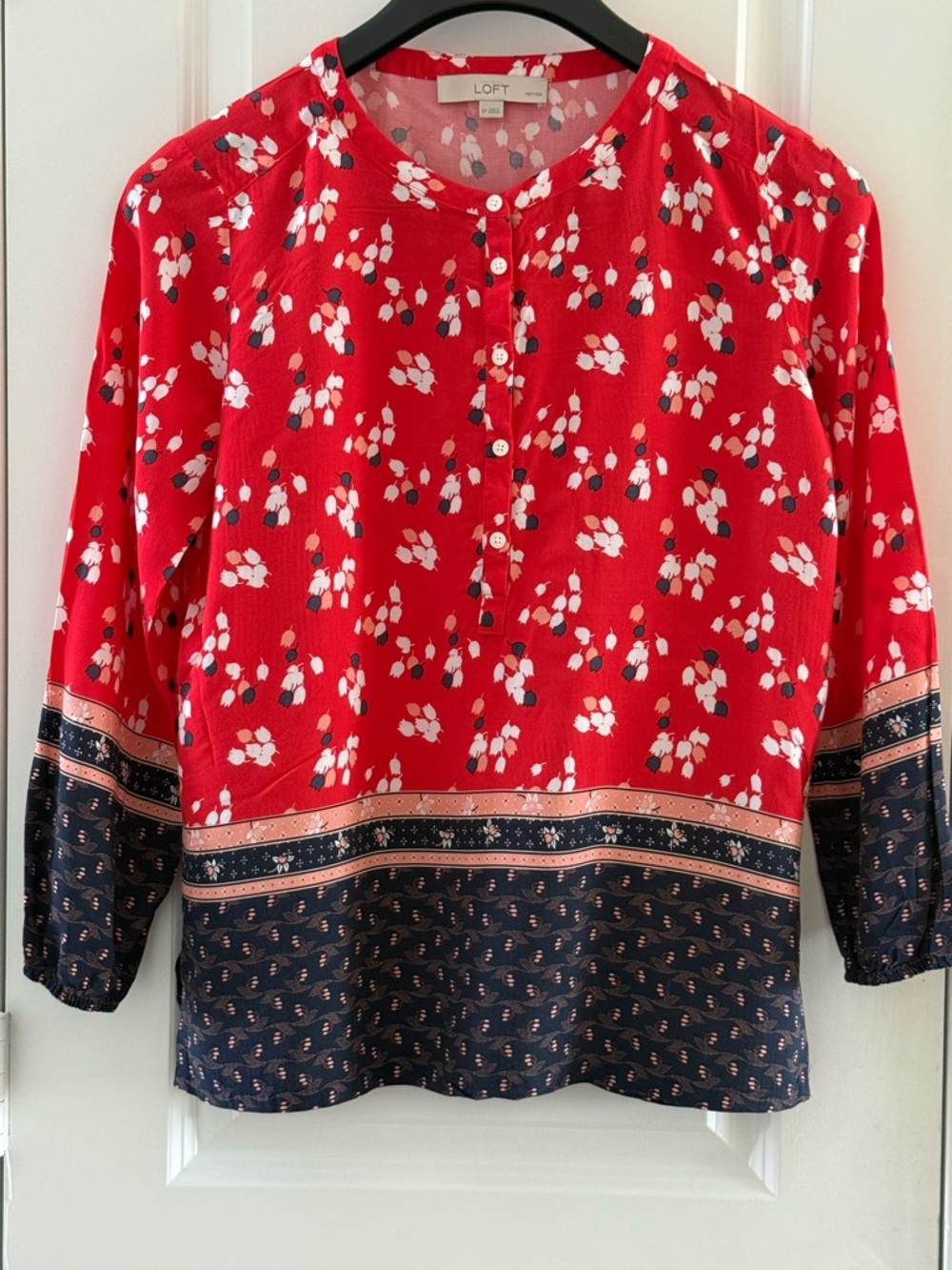 Ann Taylor Loft Petite Floral Border Print Button Blouse In Red & Navy Size SP